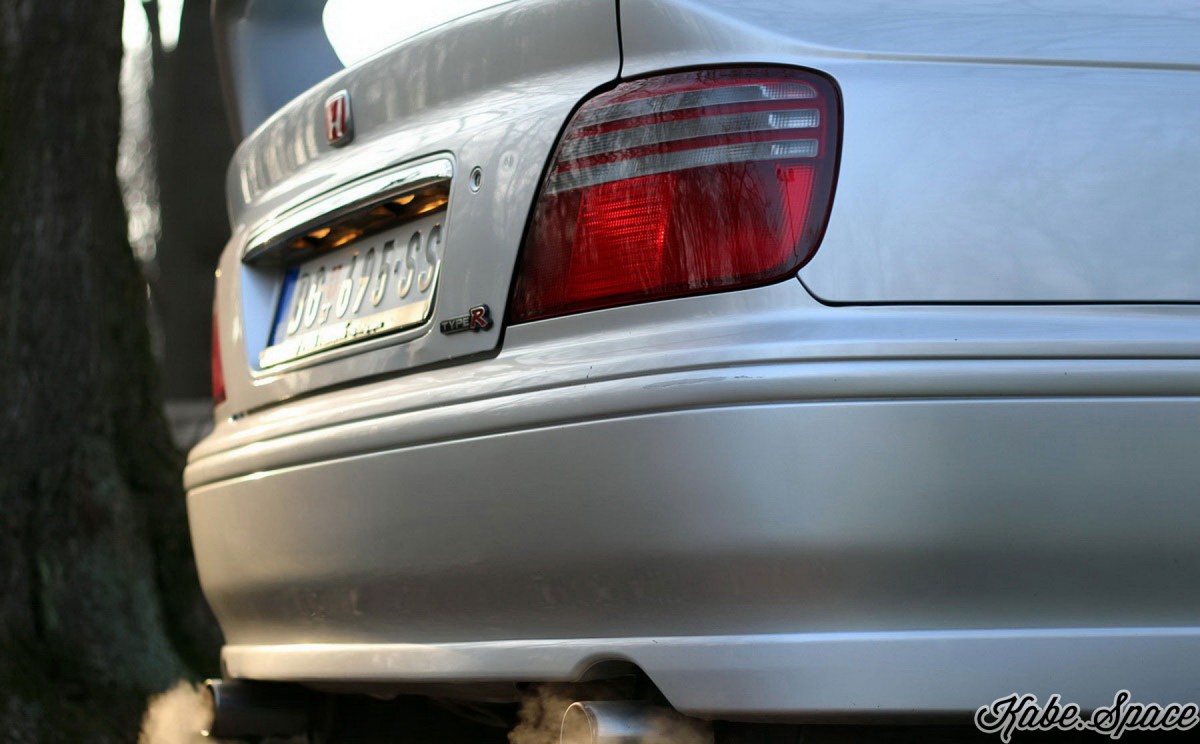 Honda_Accord_Type_R_kabe_26