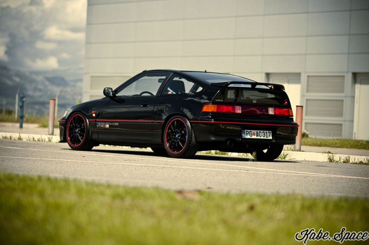 Honda_CRX_i-vt_EE8_kabe_31