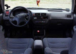 Honda Civic enterijer